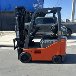Forklift Toyota 