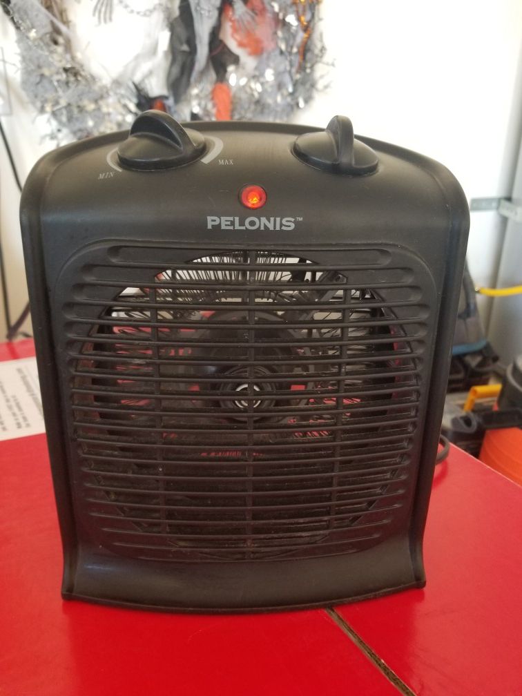 Fan forced heater