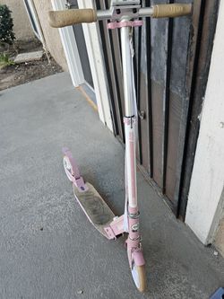 Pink And White Skidee Skooter