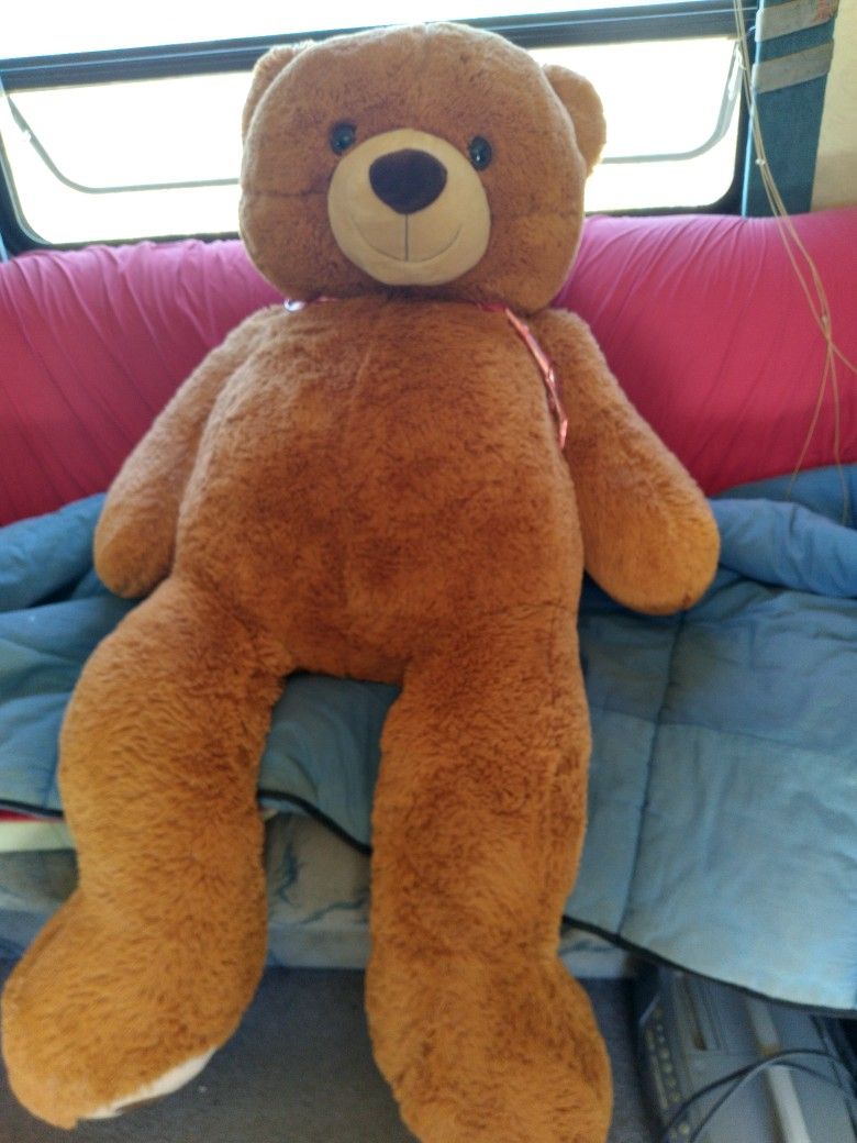 Giant Stuffed Bear
