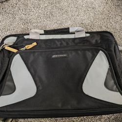 Brenthaven laptop bag