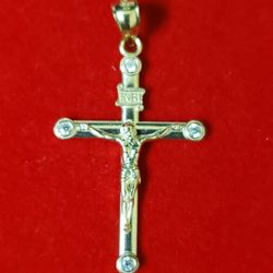 10kt Gold Cross Pendant 