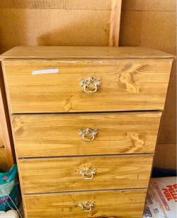 Dresser