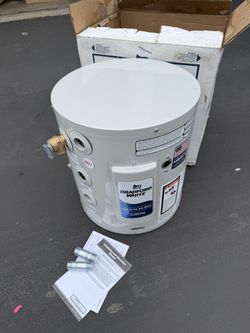 BRAND NEW ELECTRIC WATER HEATER 10 GALLON 