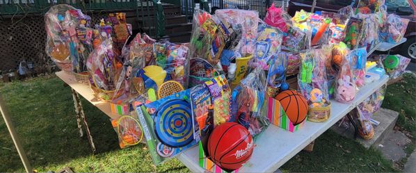 EASTER BASKETS FOR SALE 