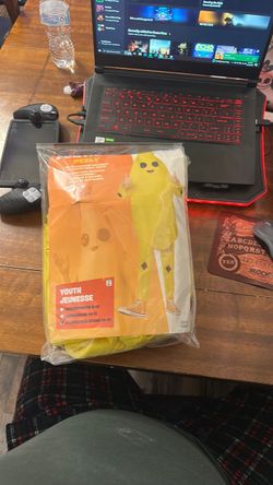 FORTNITE Spirit Halloween Peely  Costume