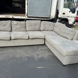 Sectional Couch 