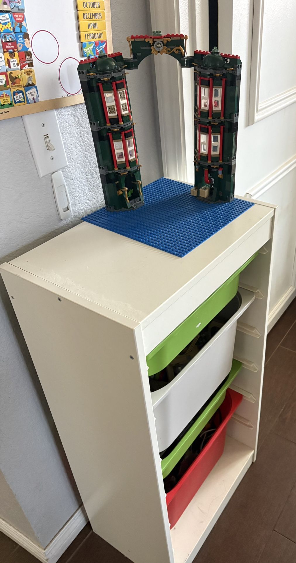 Toy Storage With Harry Potter castle