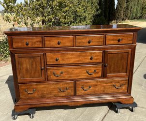 Beautiful Chest Of Drawers