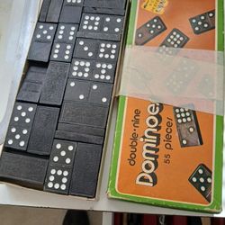 Old Domino Set