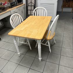 Dining Table / Kitchen Table 