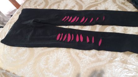 Girls leggings with pink slits