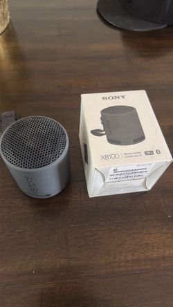 Sony XB100 bluetooth speaker