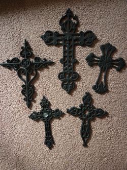 5 Metal Crosses
