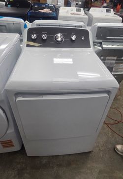 White Electric Dryer and Washer