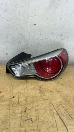 2013 to 2016 Scion Fr-s passenger side taillight