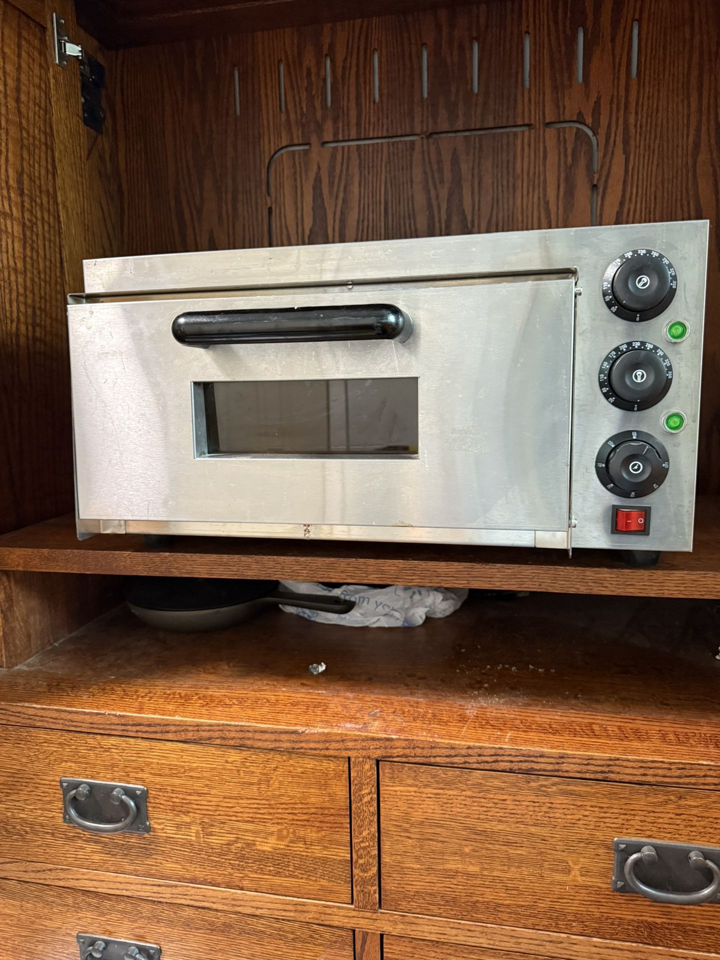 Electric Countertop Pizza Oven