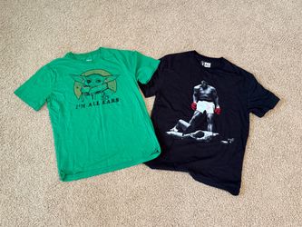Lot of 2 graphic T-shirts