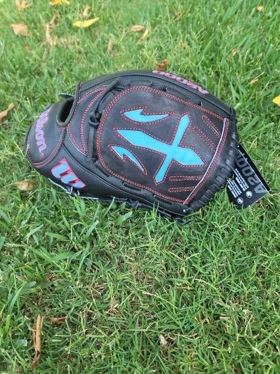 WILSON A2000 ( PITCHER GLOVE )