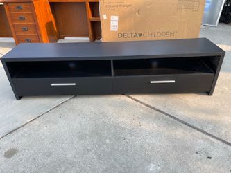 BLACK TV STAND UP 80”