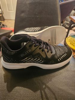 Mens bowling shoes