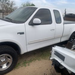 1997 F150 Extra Cab Long Bed 160 K Rebuilt Transmission With A Towing Package