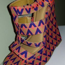 New Wedges Size 6.5