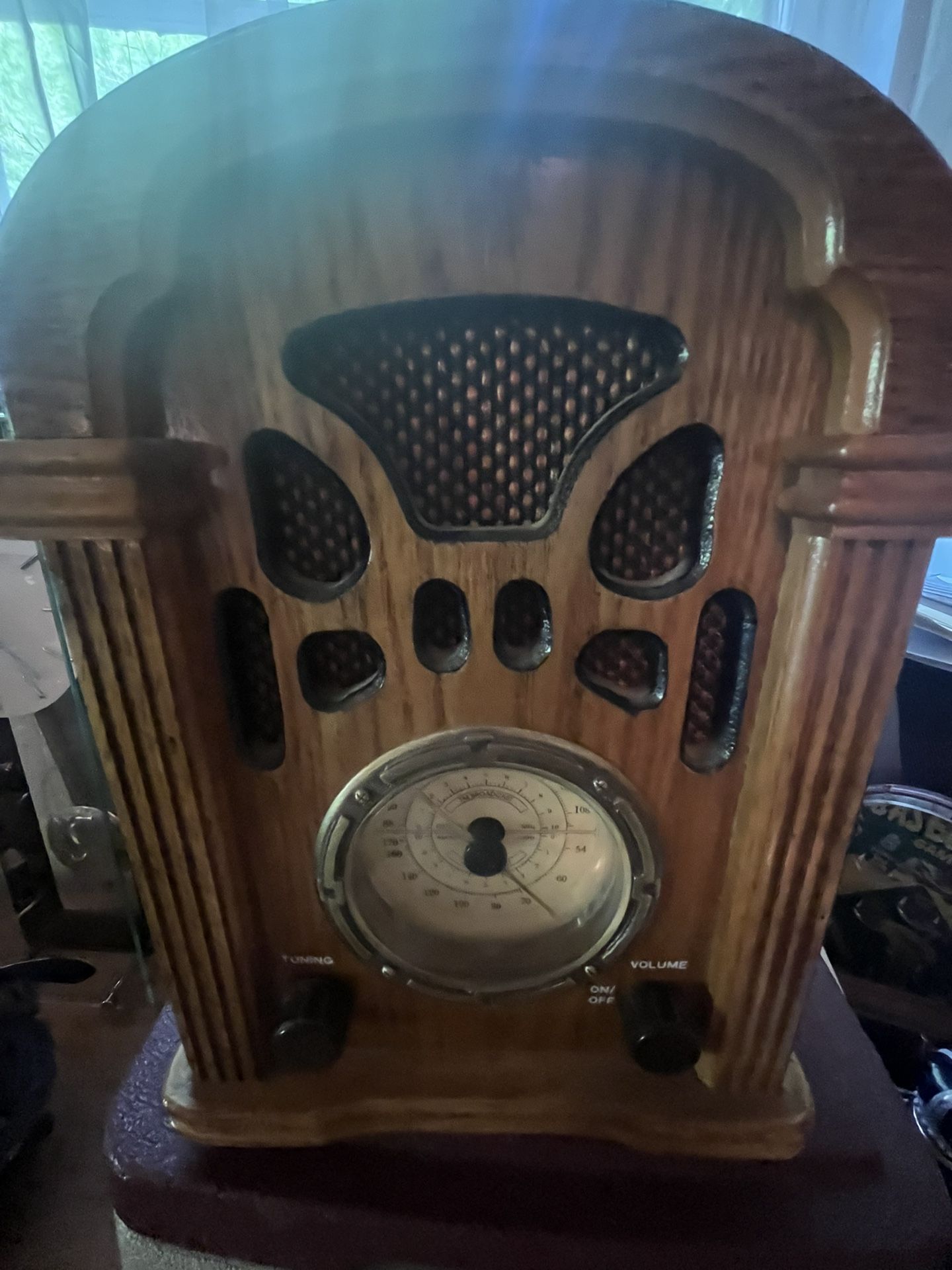 Vintage Classic Collectors Edition Radio Model 9718 Made In 1997 Am/fm Works!