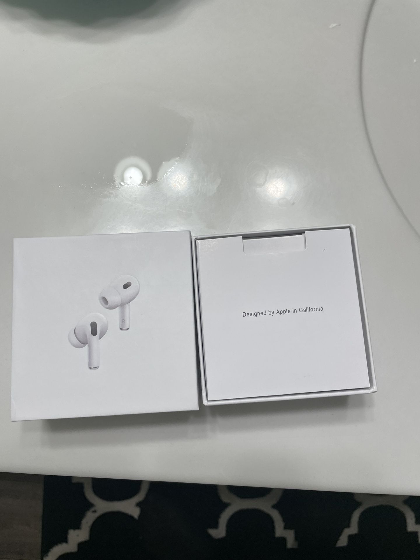 AirPods