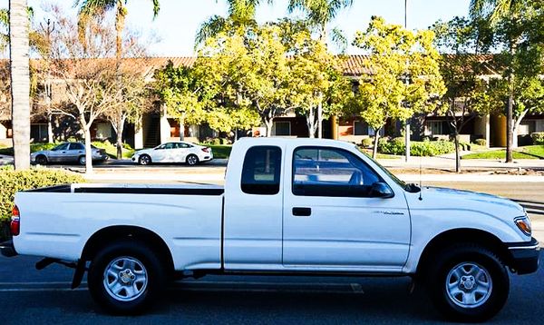 Price $1000 2002 Toyota Tacoma for Sale in Fresno, CA ...