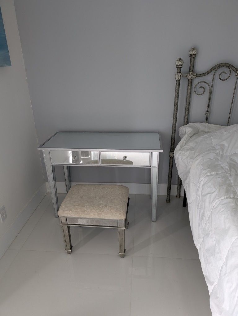 Mirrored Desk And Stool