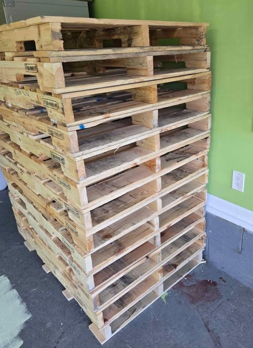 Wood Pallets 48x36