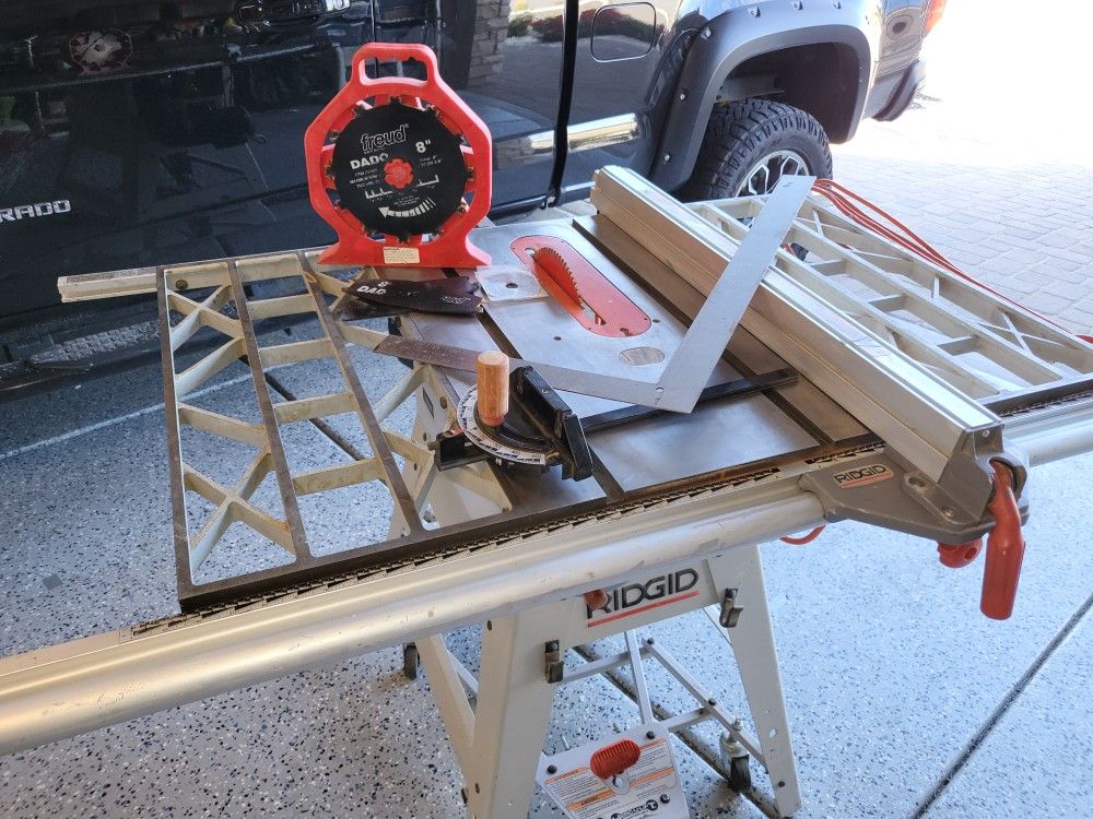 Rigid 12" Table Saw With Dual 24" Sides