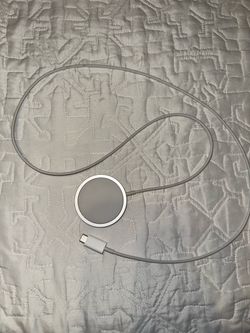 Apple MagSafe charger