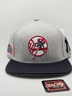 Pro Standard MLB New York Yankees 2-Tone Fast Lane Logo Wool Strapback Hat Cap 