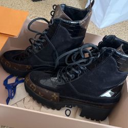 Louis Vuitton Boots 