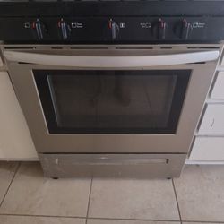 Refrigerator  And Stove For Sale 