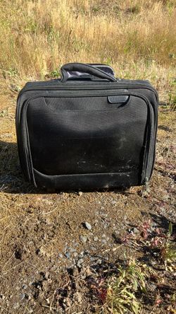 Brookstone Carry On