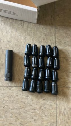 Lugnuts 12mm x 1.50RH