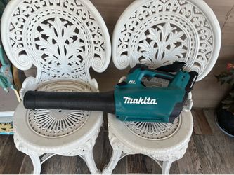 Makita 18 volts blower
