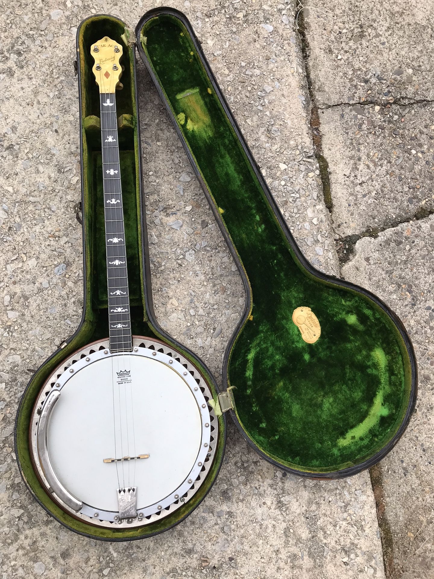 Vintage Ludwig 4 String Banjo “The Ace”