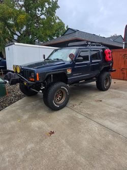 2000 Jeep Cherokee