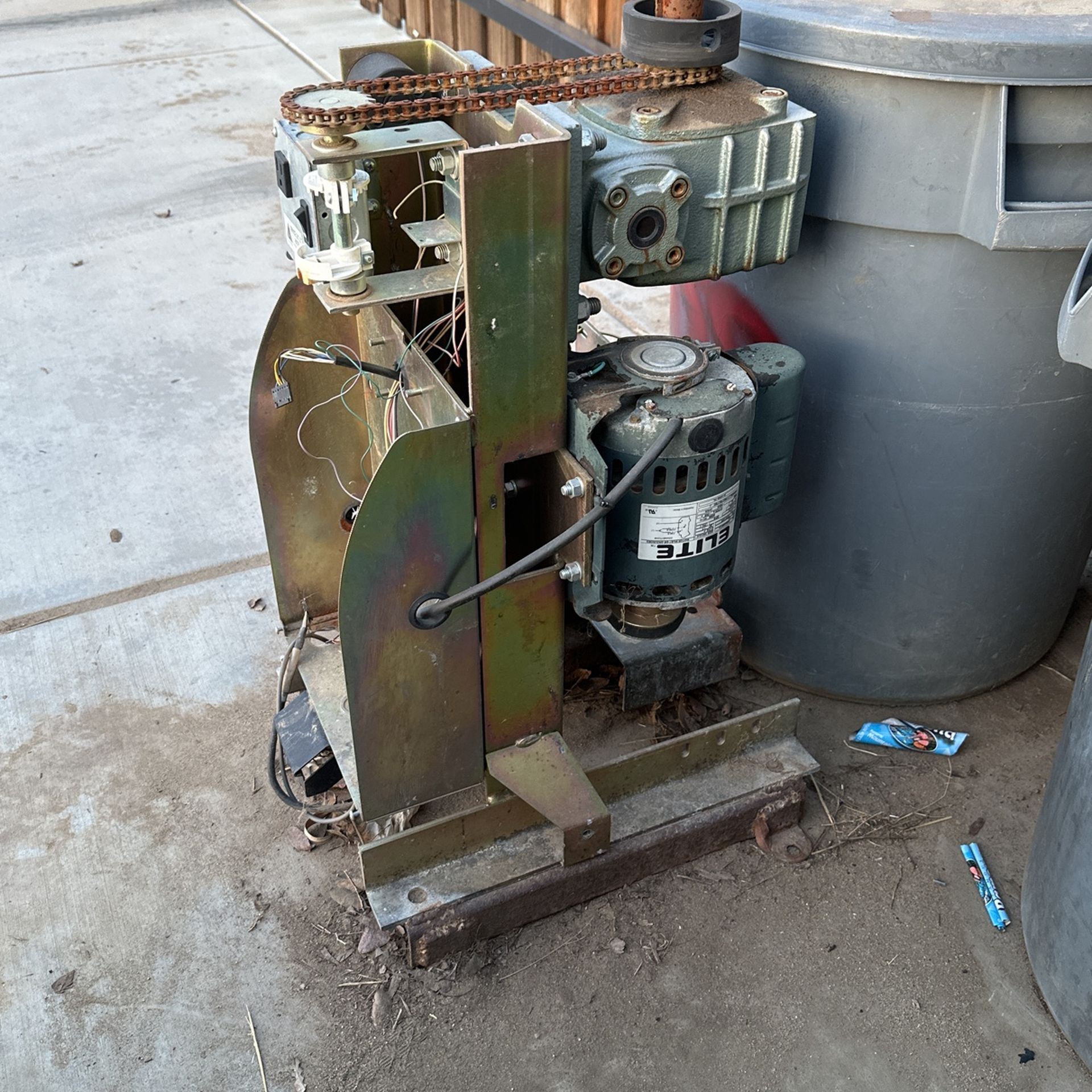 Elite Swing Gate Motor, Gear Box, Parts. Liftmaster