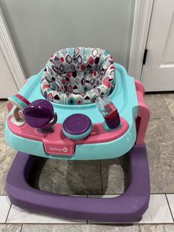 Baby girl Musical Baby walker( like new)