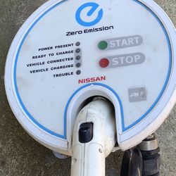 Nissan car charger