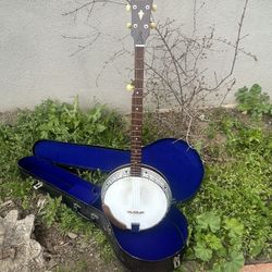 Great $225 PIRLES FB 40. 5 String