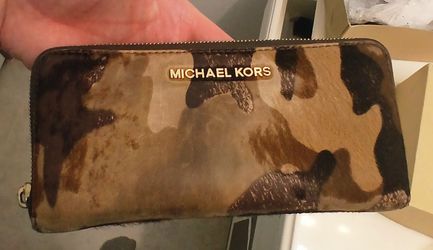 Michael Kors Brown Multi Color Camouflage Calf Hair Zip Around Jet Set Wallet