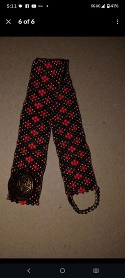 HAND MADE PEYOTE SEED BEAD BUTTON CLOSE BRACELET