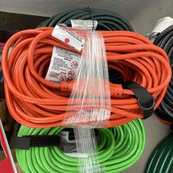 Extensión cord 100ft 16 Guage