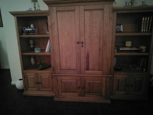 Entertainment center/ Wall Unit real wood for Sale in Boca Raton, FL ... Entertainment center/ Wall Unit real wood for Sale in Boca Raton, FL ...